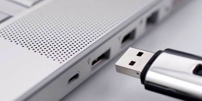 Crear una unidad flash USB de arranque de Windows 10 (actualizada)