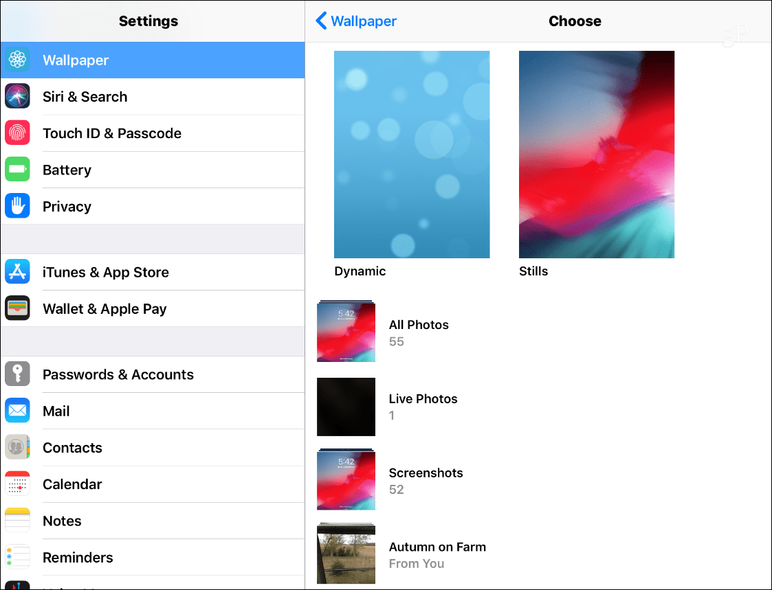 Смена обоев на экране блокировки. Поменять фон на айфоне. Как поменять обои на айфоне. Поменять фон на экране айфона. Изменение цвета и фона в айфоне.