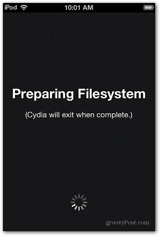 Cydia กำลังเตรียมระบบไฟล์
