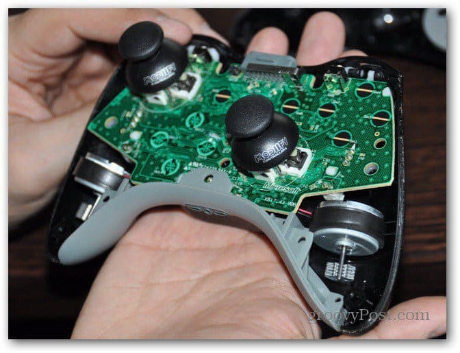 เปลี่ยน thumbsticks อนาล็อกสติ๊กแท่งใหม่เป็นคอนโทรลเลอร์สำหรับ Xbox 360