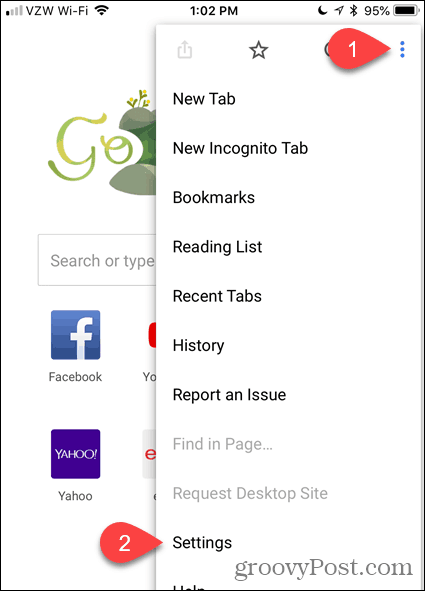 Tocca il pulsante menu quindi tocca Impostazioni in Chrome per iOS
