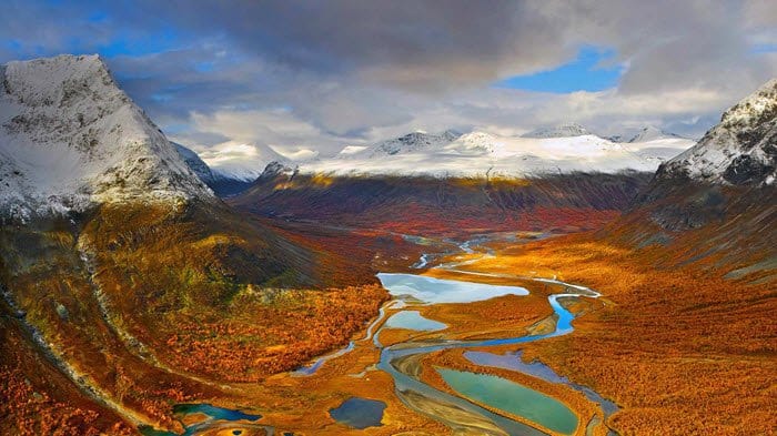 Ställ in din Windows 10-låsskärm och bakgrundsbild på Bing Daily Images